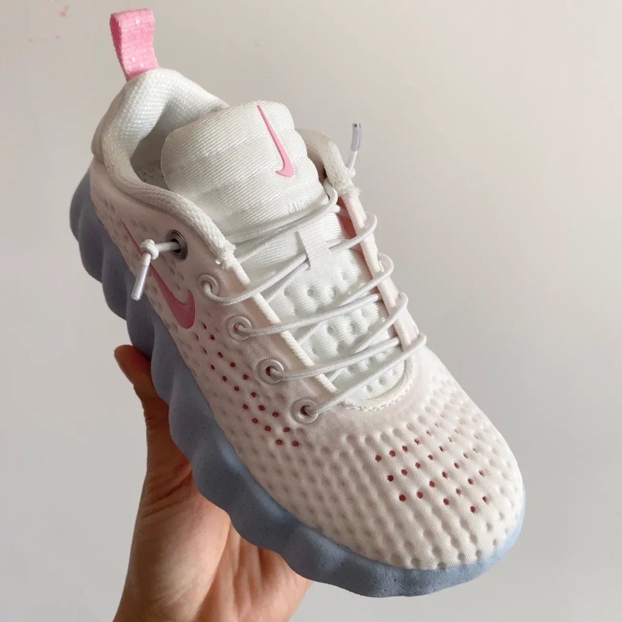 Nike Gray White Perforated Knit Upper Sculpted Wavy Midsole Lifestyle Sneakers 6