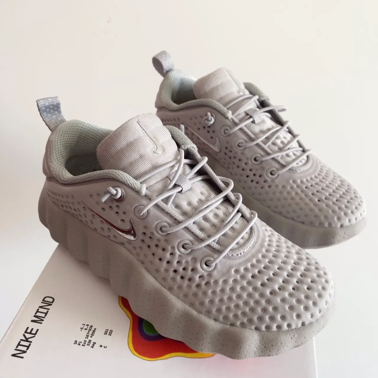 Nike Gray White Perforated Knit Upper Sculpted Wavy Midsole Lifestyle Sneakers 22