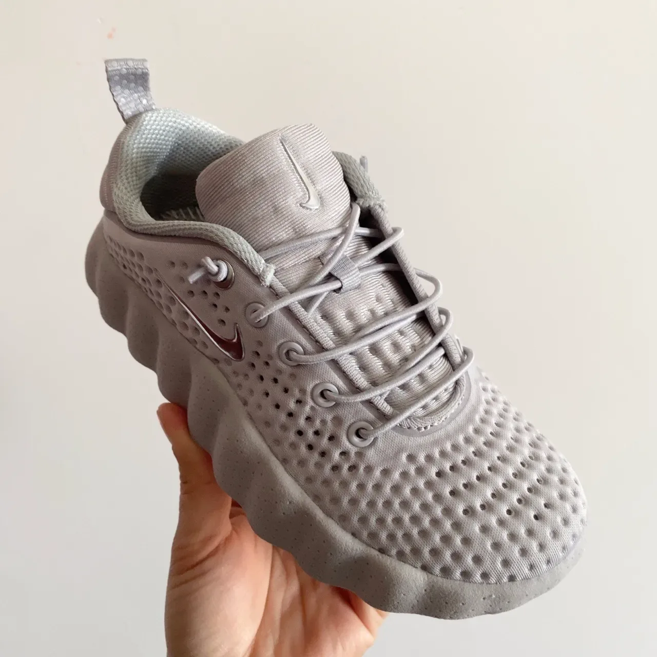 Nike Gray White Perforated Knit Upper Sculpted Wavy Midsole Lifestyle Sneakers 24