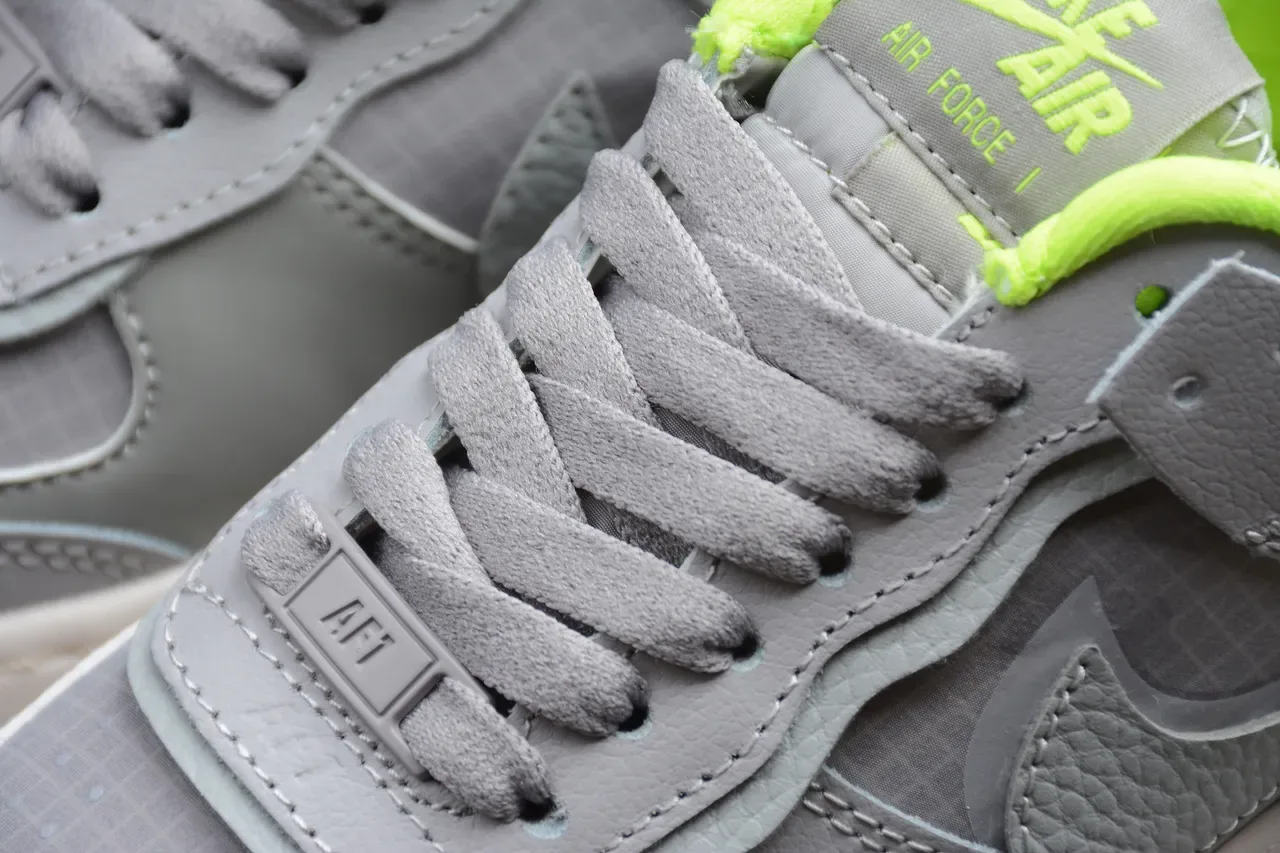 Nike Gray Yellow Low-Top Platform Sole Lifestyle Sneakers 8