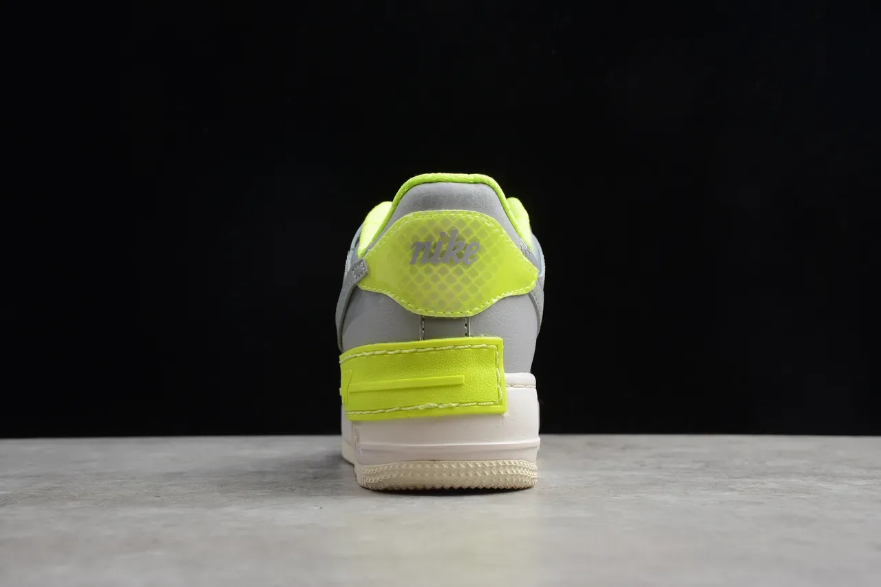 Nike Gray Yellow Low-Top Platform Sole Lifestyle Sneakers 11