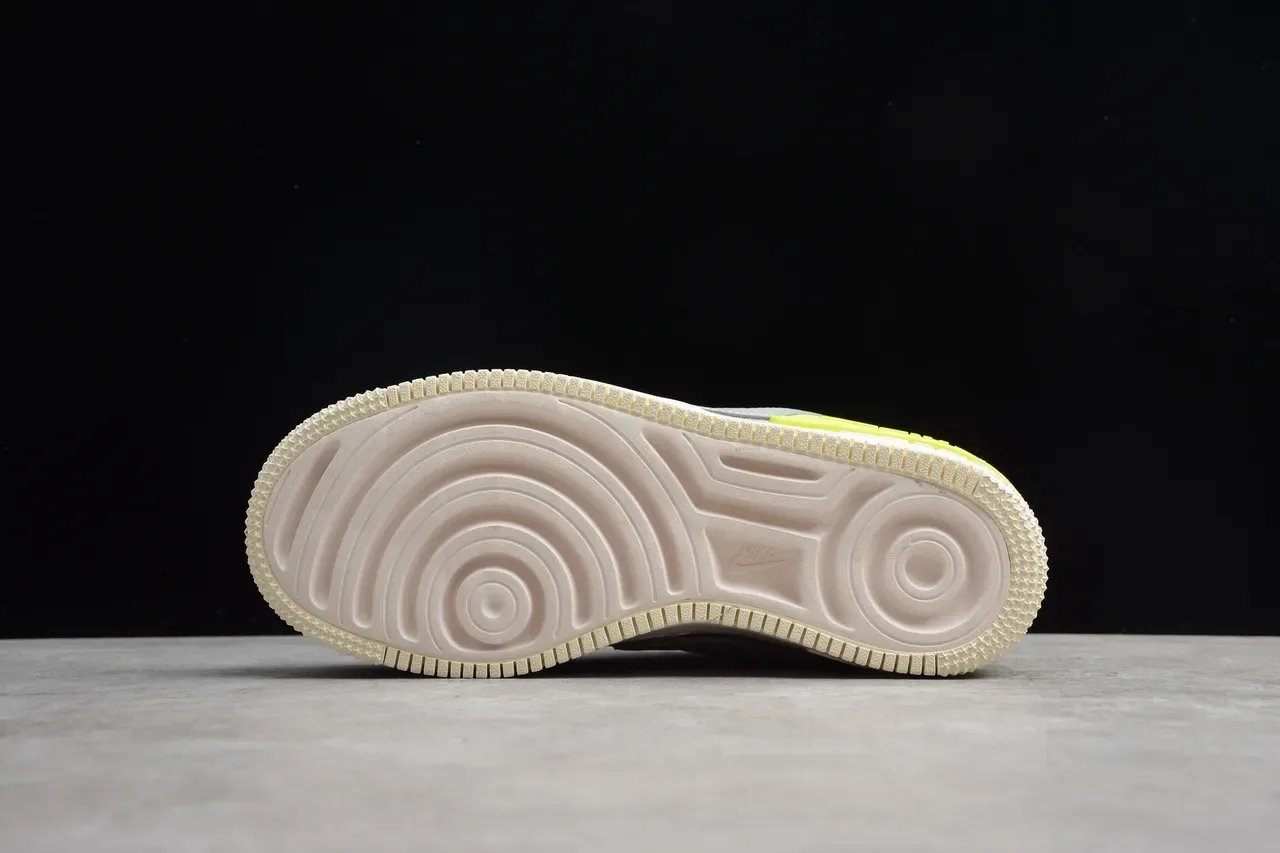 Nike Gray Yellow Low-Top Platform Sole Lifestyle Sneakers 12