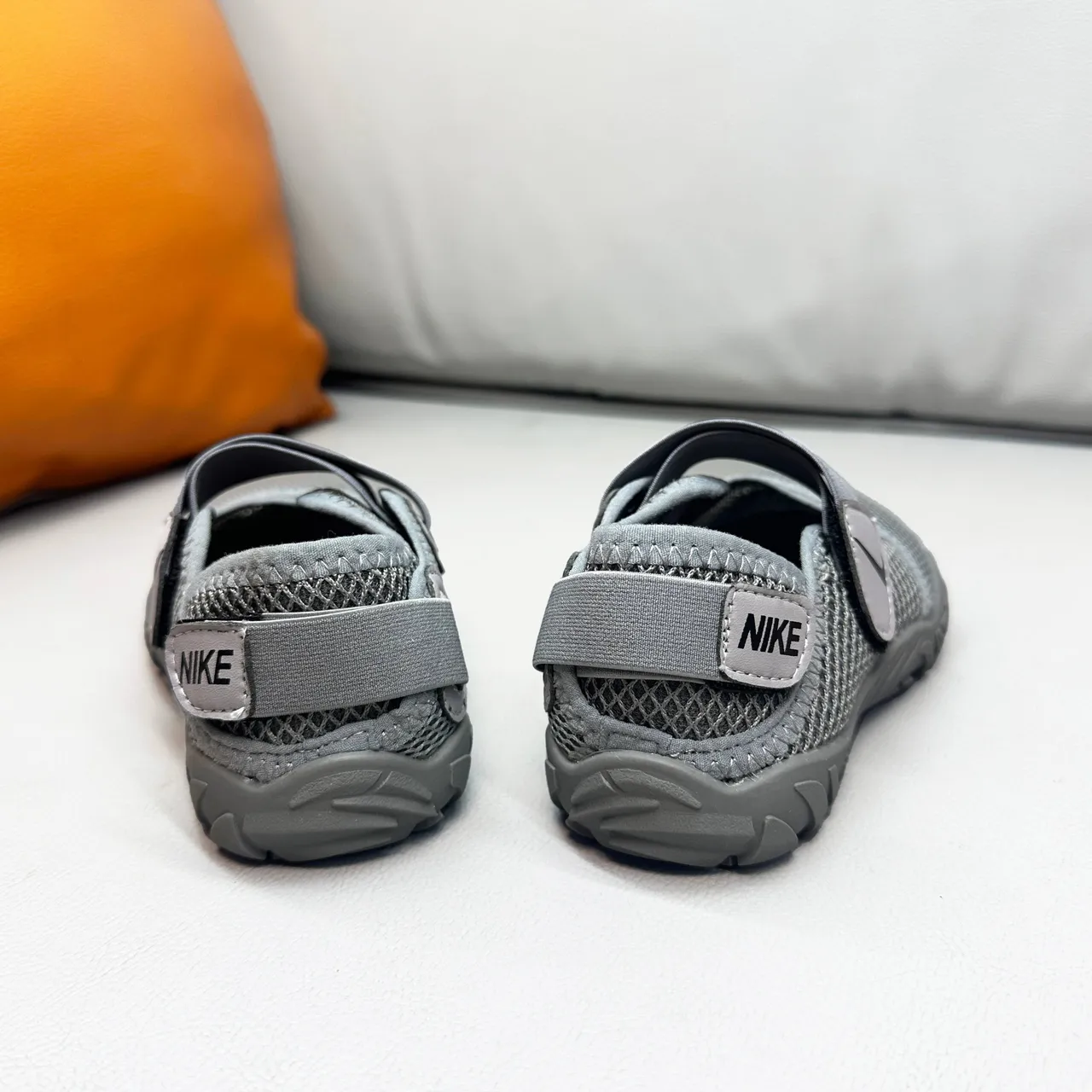 Nike Verde Preto Malha Superior Tirante Velcro Único Mary Jane Sapatos 20