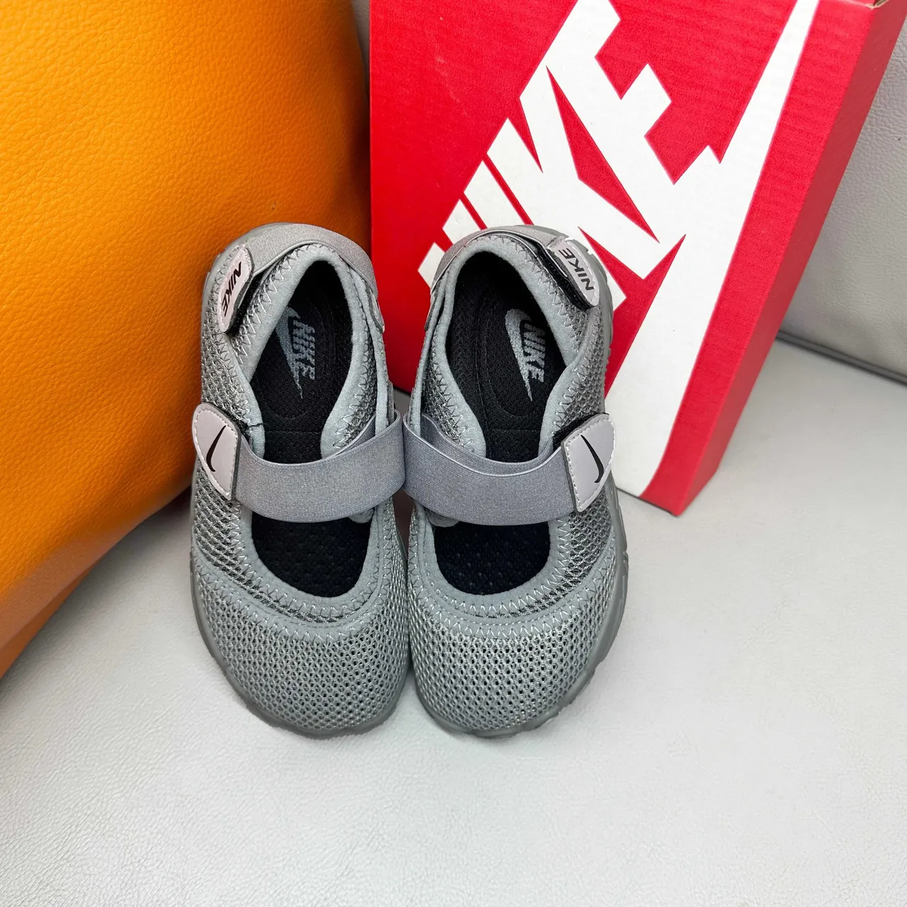 Nike Verde Preto Malha Superior Tirante Velcro Único Mary Jane Sapatos 23