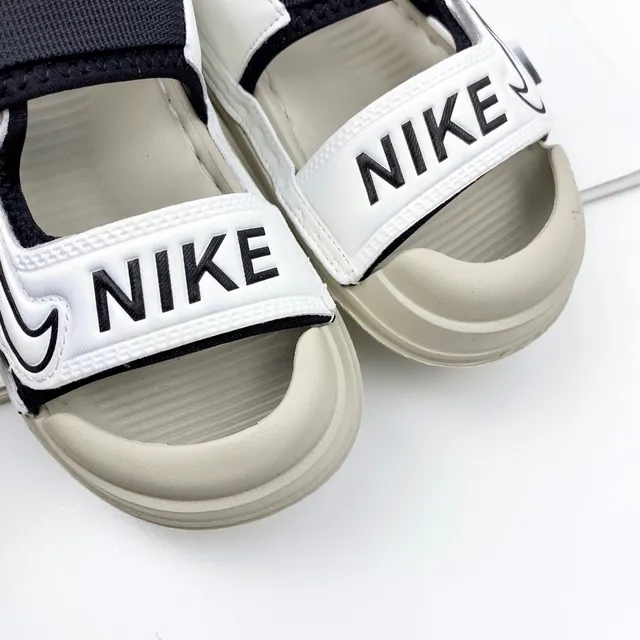 Nike Kids Multi-Strap Rotary Dial Casual Sandals 21