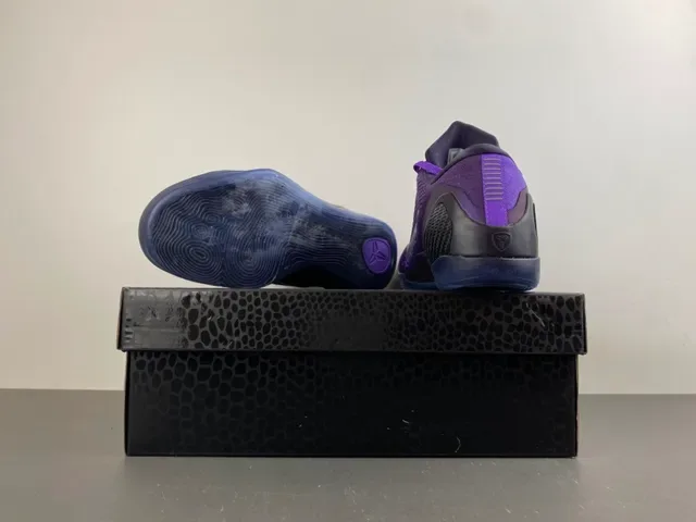Nike Kobe Basketball Shoe Purple Black Silver Basketball Shoes 15