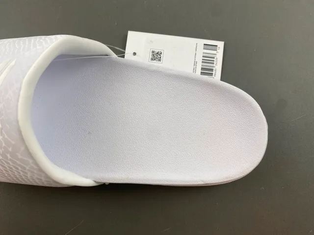 Nike Kobe Slide White Textured Strap Slipper 3