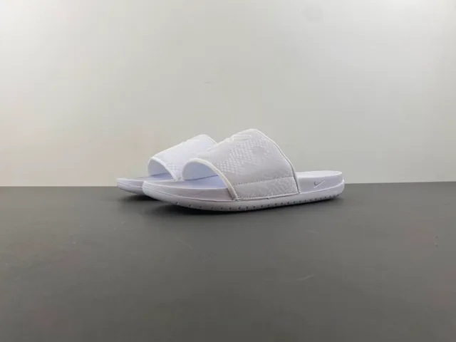 Nike Kobe Slide White Textured Strap Slipper 5