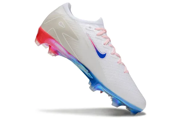 耐克 Mercurial Vapor 硬地足球鞋 2
