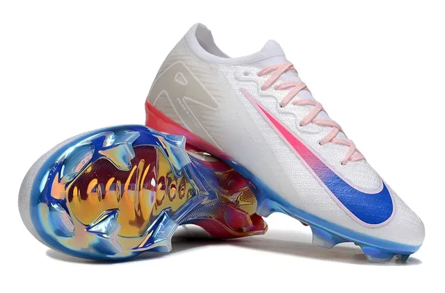 耐克 Mercurial Vapor 硬地足球鞋 4