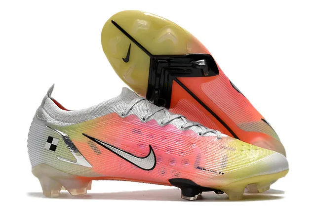 Nike Mercurial Vapor Gradient de plusieurs couleurs chaussures de football à crampons 1