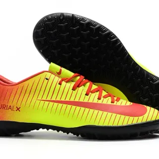 Nike Mercurial X पीला लाल निम्न-कट सिंथेटिक अपर रिब्ड टेक्सचर्ड फोरफुट टर्फ फुटबॉल जूते