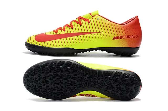 Nike Mercurial X Amarelo Vermelho de corte baixo Superior sintético Ribeteado Texturizado Antepié Grama Sapatos de futebol 17