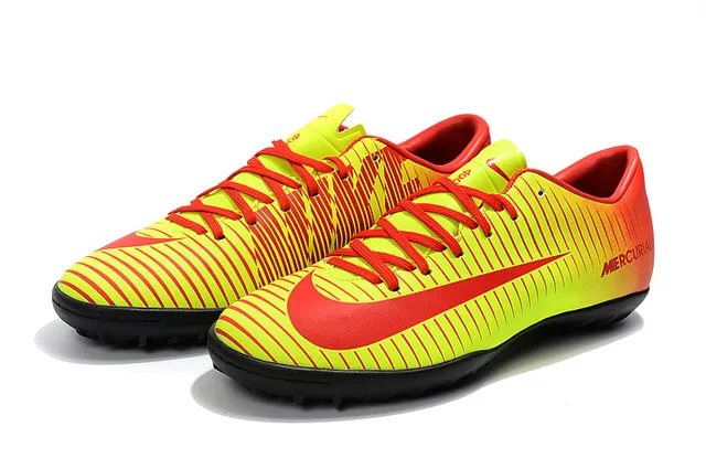 Nike Mercurial X Amarelo Vermelho de corte baixo Superior sintético Ribeteado Texturizado Antepié Grama Sapatos de futebol 24