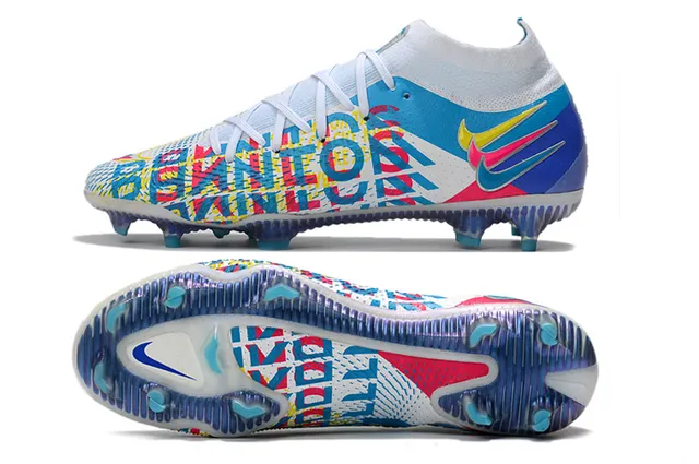 Nike বহুবর্ণ গ্রাফিক প্রিন্ট হাই-কাট ফার্ম-গ্রাউন্ড সকার জুতো 2