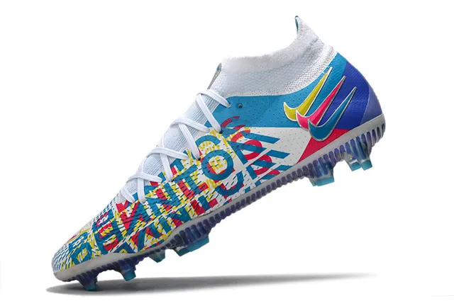 Nike বহুবর্ণ গ্রাফিক প্রিন্ট হাই-কাট ফার্ম-গ্রাউন্ড সকার জুতো 4