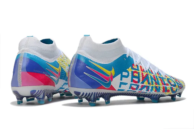 Nike বহুবর্ণ গ্রাফিক প্রিন্ট হাই-কাট ফার্ম-গ্রাউন্ড সকার জুতো 8