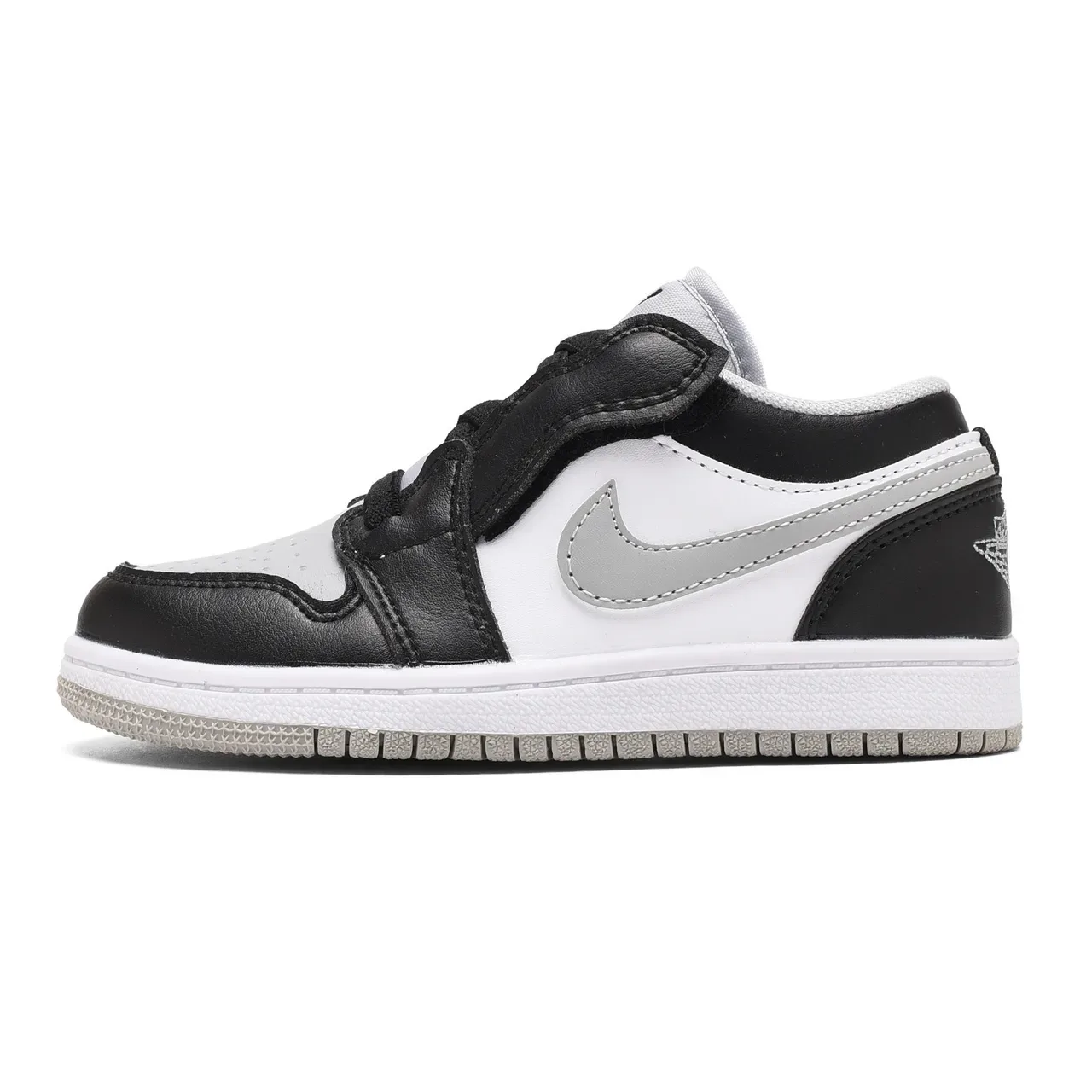 Nike Multicolor Low-Top Laceless Strap Closure Lifestyle Sneakers 13