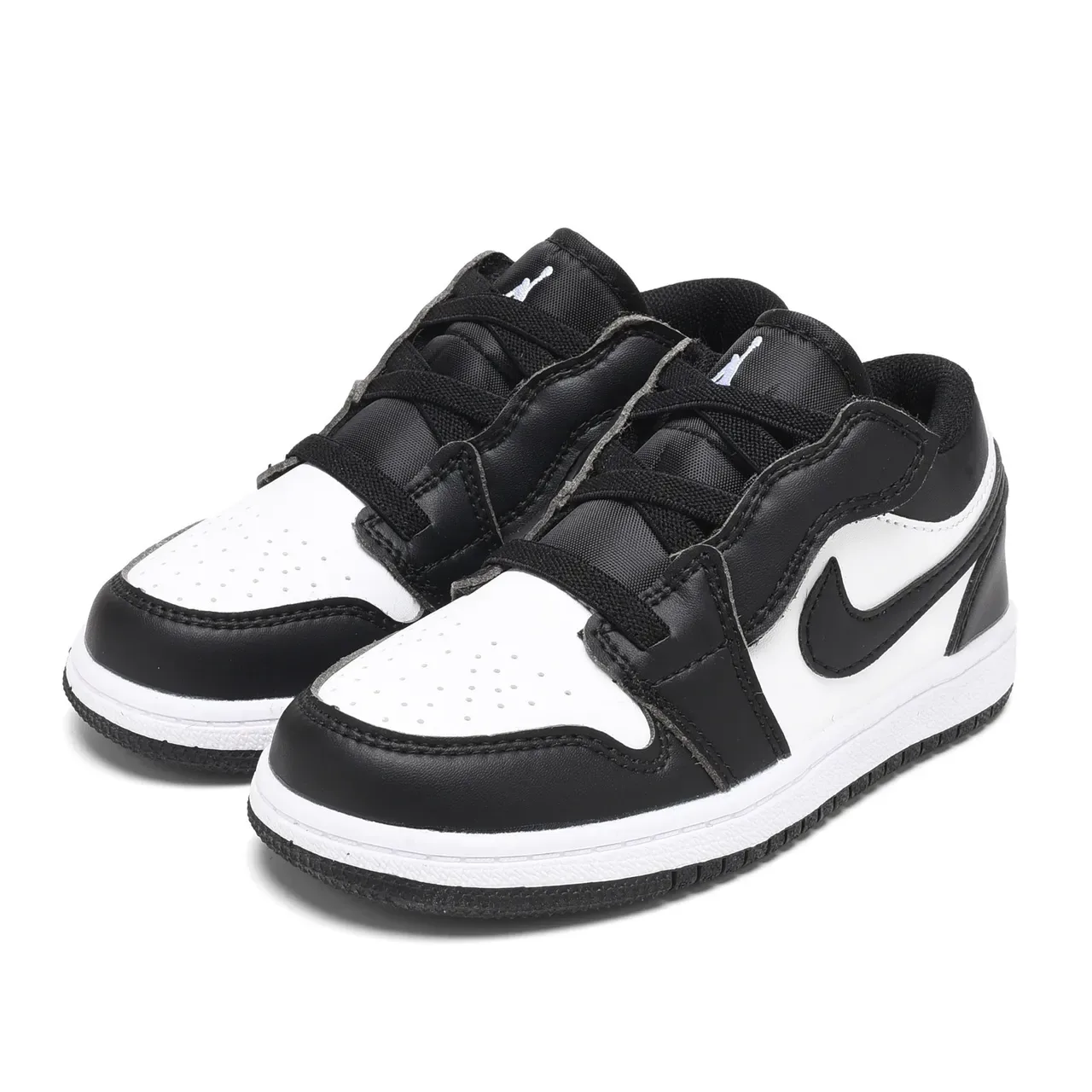 Nike Multicolor Low-Top Laceless Strap Closure Lifestyle Sneakers 20