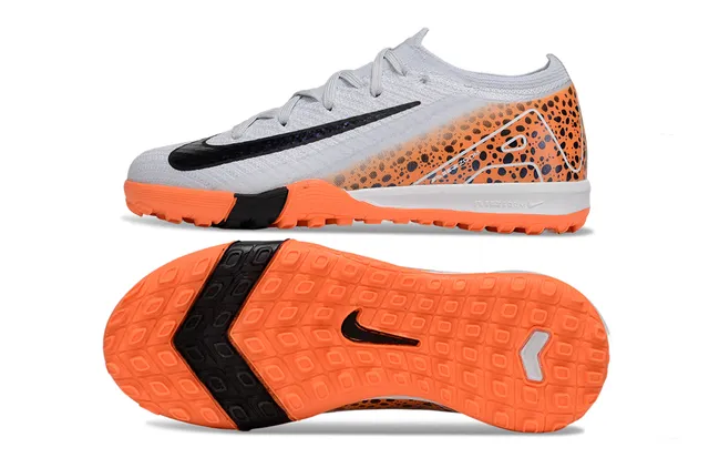 Nike Zapatos de fútbol turf con parte superior de tejido naranja gris y cordones asimétricos 3