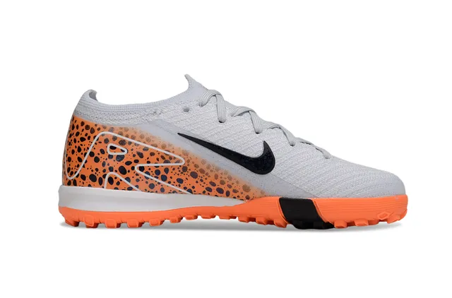 Nike Zapatos de fútbol turf con parte superior de tejido naranja gris y cordones asimétricos 7