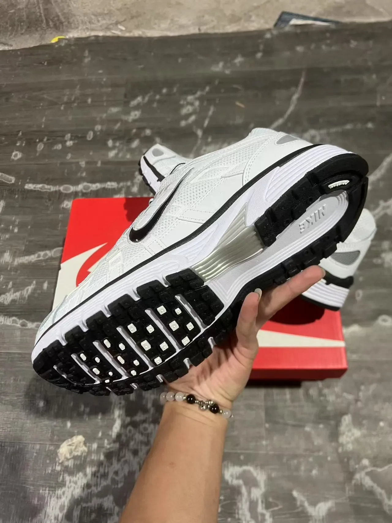 Nike P-6000 White and Black Lifestyle Sneakers 6