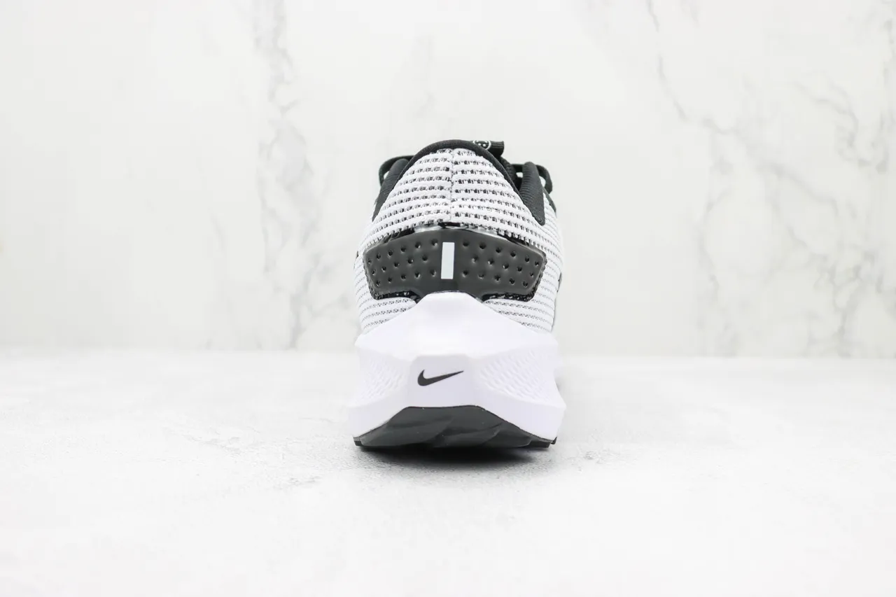 Nike Pegasus 40 White Black Running Shoes 9