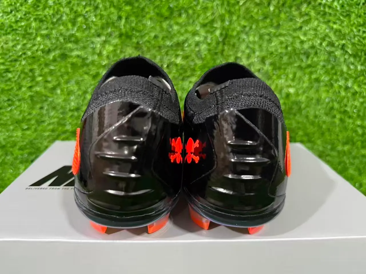 Nike Phantom GT Black Orange Low-Cut Football Cleat Iridescent Holographic Outsole Firm-Ground Soccer Shoes 4