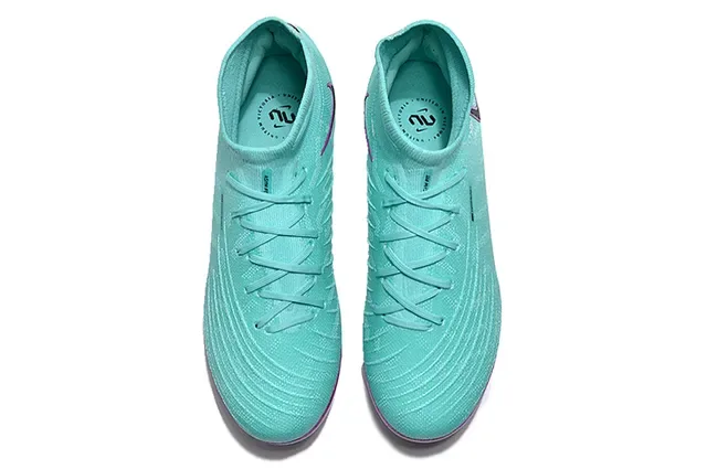 Nike Phantom GT Chaussures de football bleu violet haute coupe ajustement chaussette Flyknit construction sol ferme 2