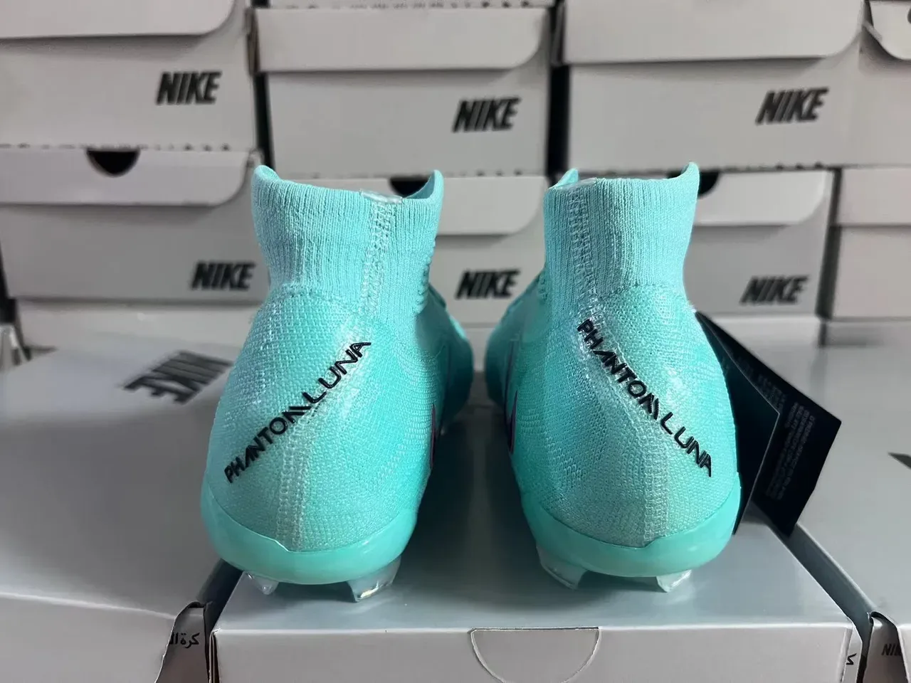 Nike Phantom GT Chaussures de football bleu violet haute coupe ajustement chaussette Flyknit construction sol ferme 14
