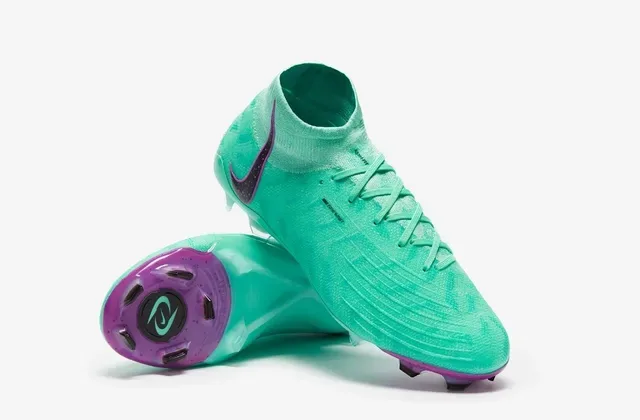 Nike Phantom GT Chaussures de football bleu violet haute coupe ajustement chaussette Flyknit construction sol ferme 18