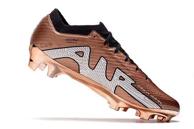 Nike Phantom GT সোনা গোলাপী ধাতব তামা উপর অসমমিত লেসিং কঠিন মাটি ফুটবল জুতো 3
