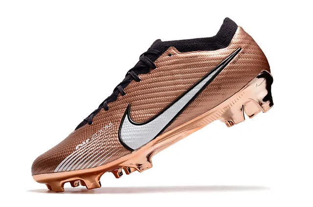 Nike Phantom GT সোনা গোলাপী ধাতব তামা উপর অসমমিত লেসিং কঠিন মাটি ফুটবল জুতো 4