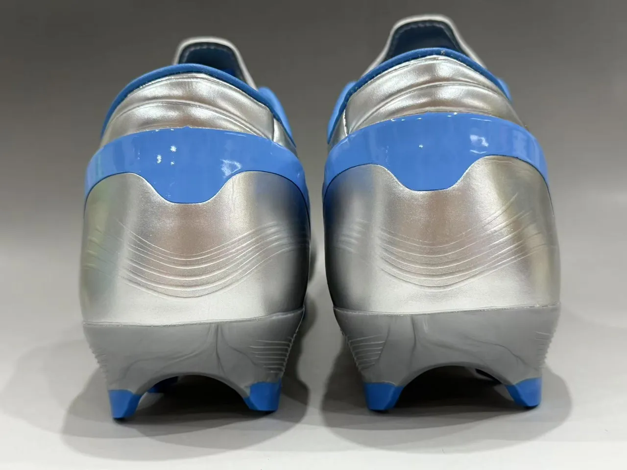 Nike Phantom GT Silver and Blue Firm-Ground Soccer Shoes 5