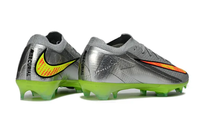 Nike Phantom GT Silver Green Knitted Upper Metallic Firm-Ground Soccer Shoes 5