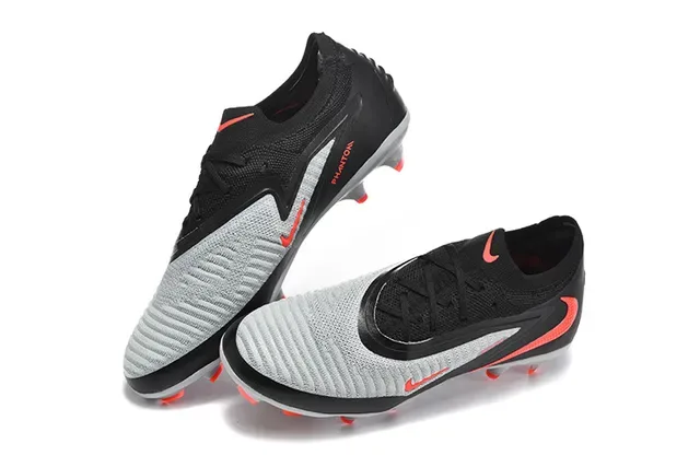 Nike Phantom GT أحذية كرة القدم السوداء الرمادية البرتقالية للأرض الصلبة 3