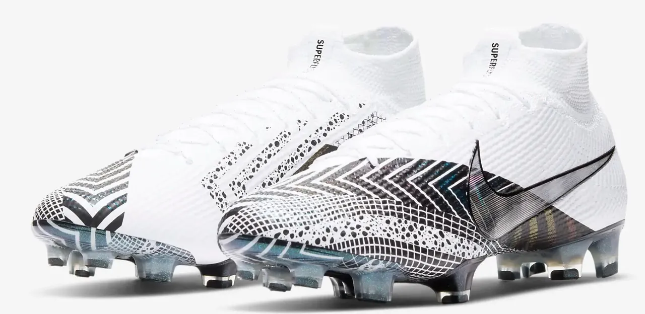 Nike Phantom GT Chaussures de football Blanc Noir Marine pour terrain ferme 8