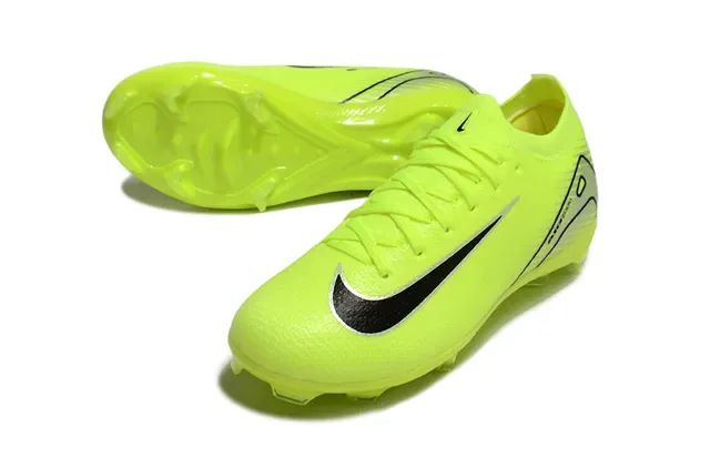 Nike Phantom GT Jaune Noir Bas Coupe Haut Tricot Crampons Moldés Terrain Firme Chaussures de Football 3