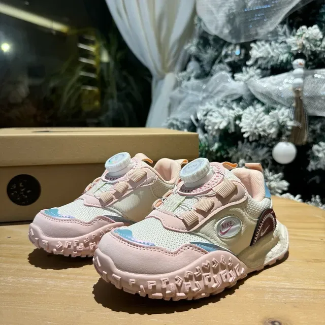 Nike Pink Blue Boa Dial Closure Chunky Sculpted Midsole Lifestyle Sneakers 22