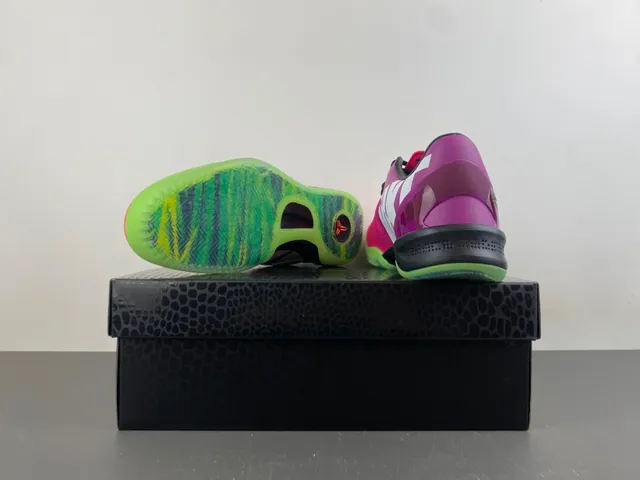 Nike Pink Green Low-Cut Knit Upper Asymmetrical Lacing Basketball Shoes 17