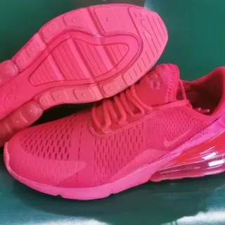 Chaussures de course Nike rose monocromatique en maille tricotée