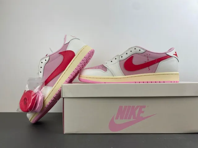 Nike Pink Red Laceless Slip-On Layered Leather Panels Lifestyle Sneakers 15