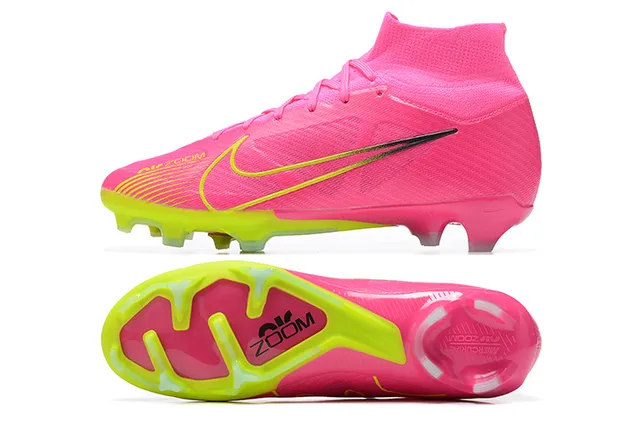 Nike Botas de fútbol rosa y amarillo de alto corte en knit con cordones asimétricos para terreno firme 9