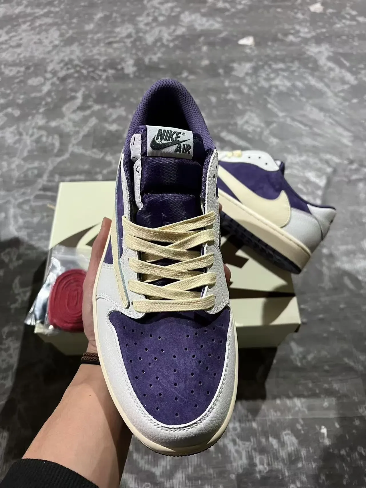 Nike Purple Beige Low-Top Silhouette Suede And Leather Paneling Lifestyle Sneakers 3