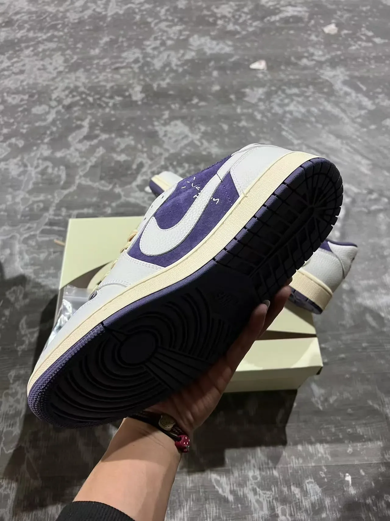 Nike Purple Beige Low-Top Silhouette Suede And Leather Paneling Lifestyle Sneakers 6