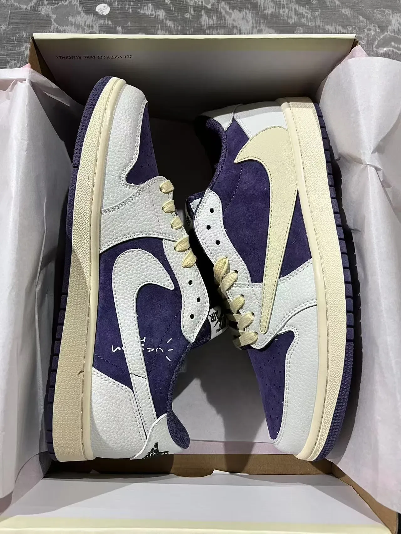 Nike Purple Beige Low-Top Silhouette Suede And Leather Paneling Lifestyle Sneakers 9