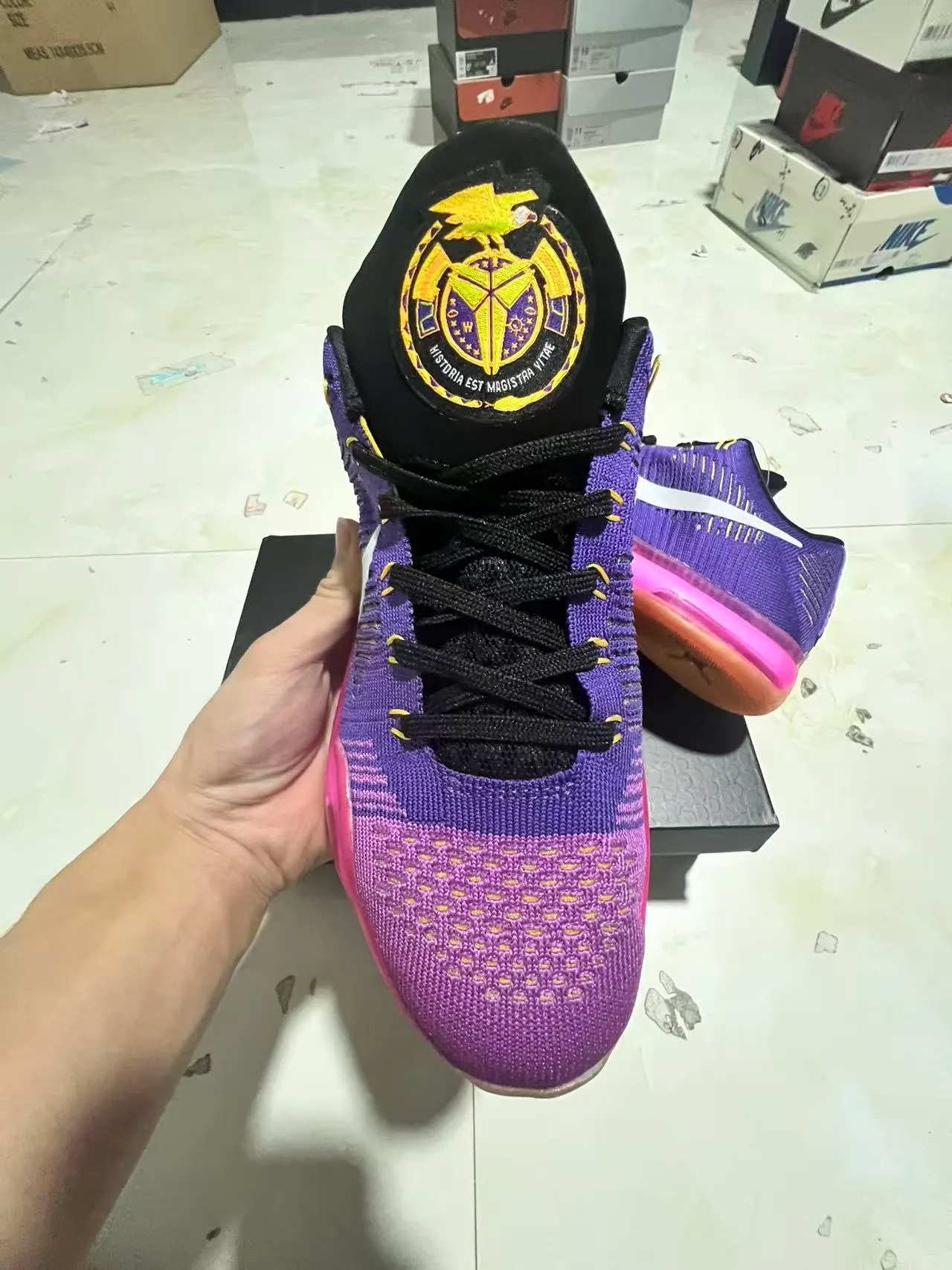 Nike Purple Pink Knit Upper Visible Full-Length Cushioning Basketball Shoes 3