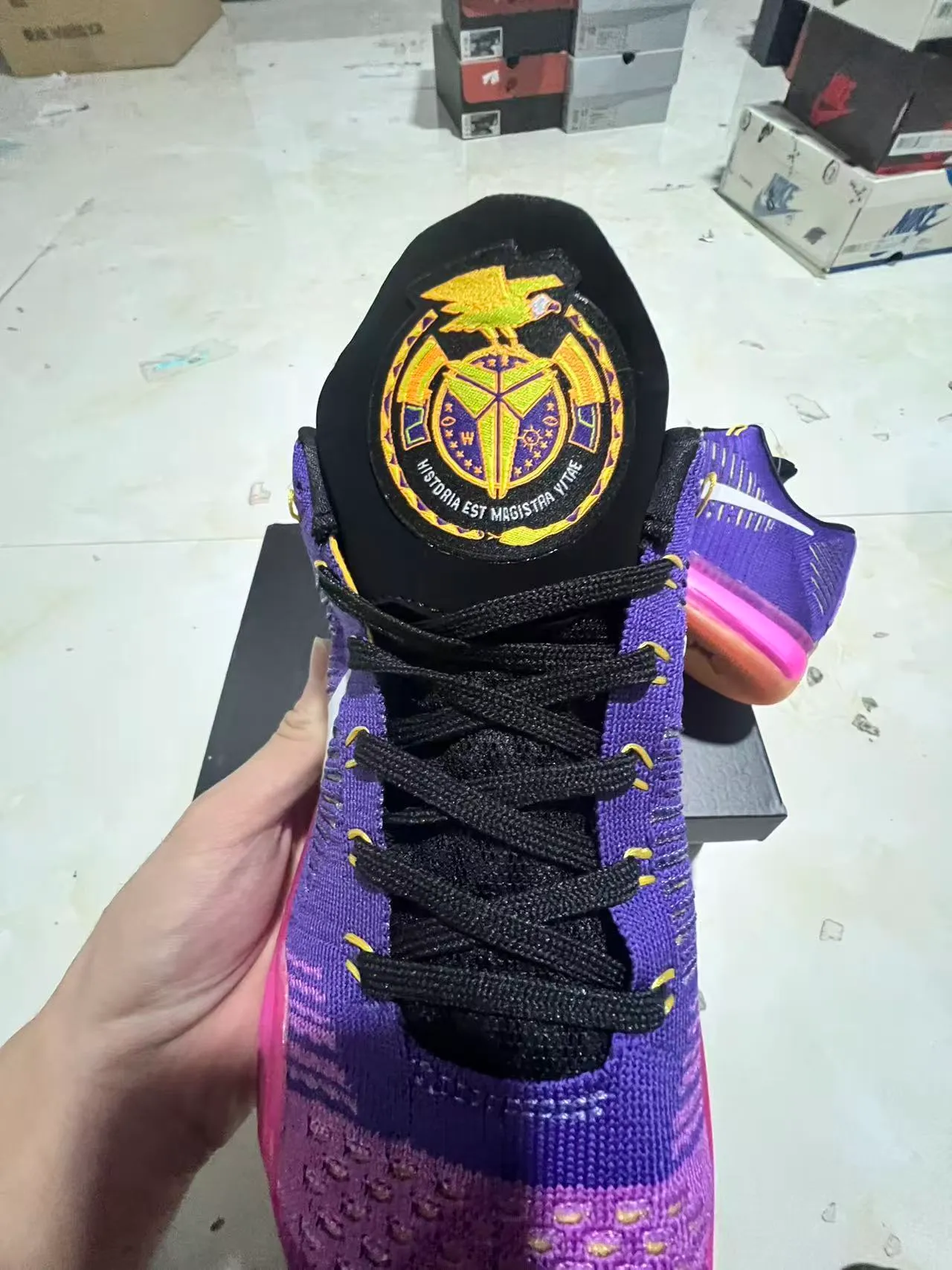 Nike Purple Pink Knit Upper Visible Full-Length Cushioning Basketball Shoes 4