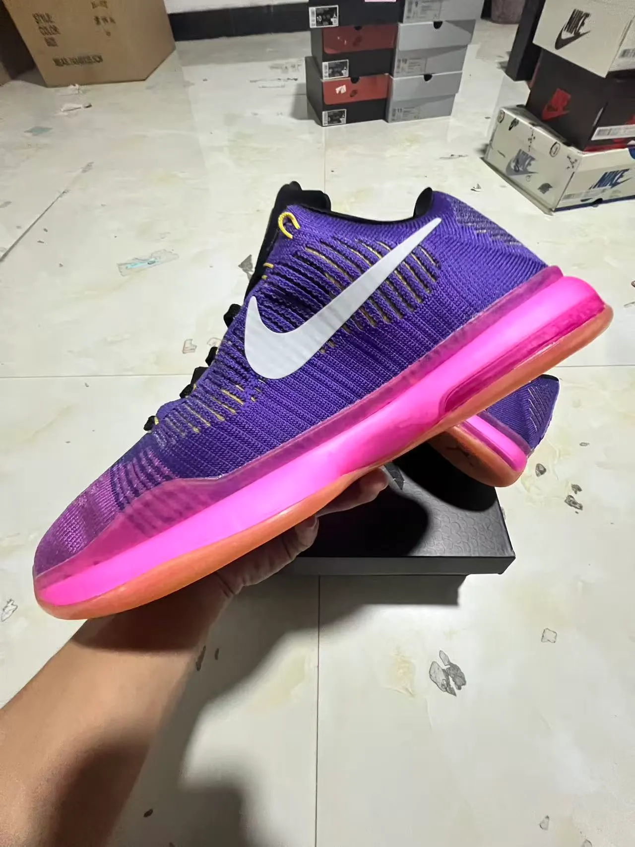 Nike Purple Pink Knit Upper Visible Full-Length Cushioning Basketball Shoes 5