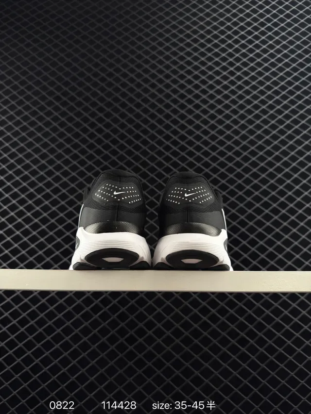 Nike ReactX Black and White Lifestyle Sneakers 3